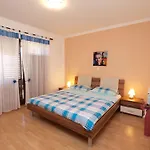 Orange 994 Διαμέρισμα Fažana