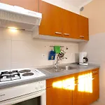 Orange 994 Fažana